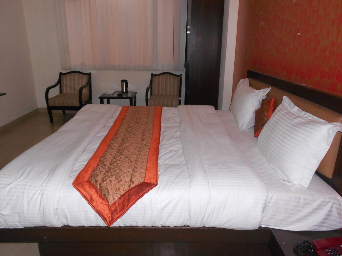 Hotel Lavanya Харідвар Екстер'єр фото